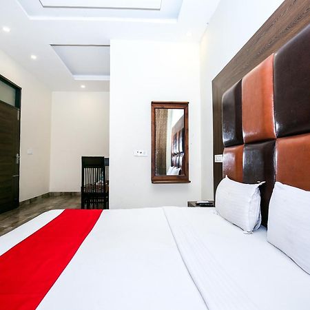 Hotel Woodcrest Zirakpur Chandigarh- Best Family Hotel - Luxurious Rooms - Unit Of Sidham Group Exteriér fotografie