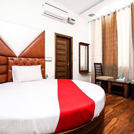 Hotel Woodcrest Zirakpur Chandigarh- Best Family Hotel - Luxurious Rooms - Unit Of Sidham Group Exteriér fotografie