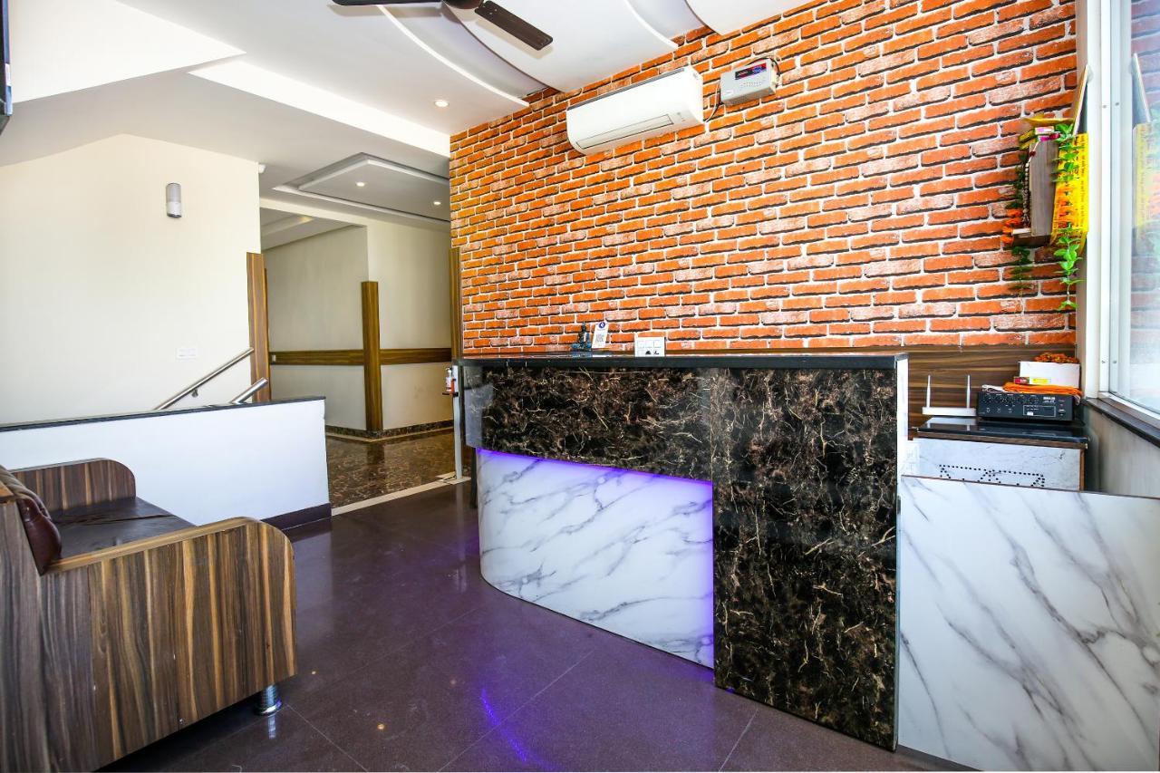 Hotel Woodcrest Zirakpur Chandigarh- Best Family Hotel - Luxurious Rooms - Unit Of Sidham Group Exteriér fotografie